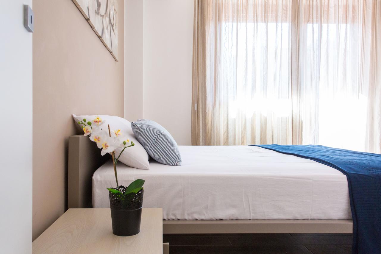 Politeama Luxury Suites ปาแลร์โม ภายนอก รูปภาพ