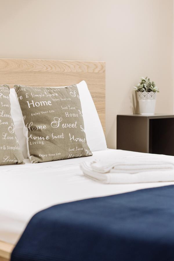 Politeama Luxury Suites ปาแลร์โม ภายนอก รูปภาพ